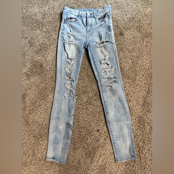 American Eagle Outfitters Light Blue Distressed Skinny Jeans - Picture 1 of 2
